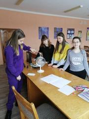 В мире занимательной физики 