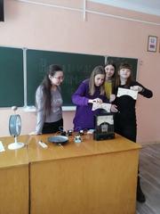 В мире занимательной физики 